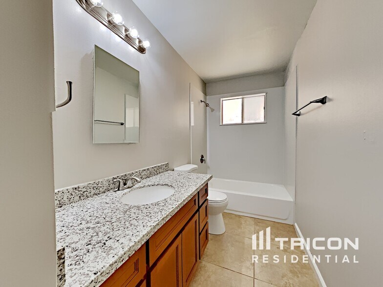Building Photo - 7827 Charmette Way
