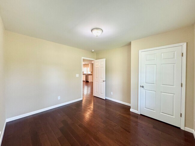 Building Photo - The Home You’ve Been Searching For!
