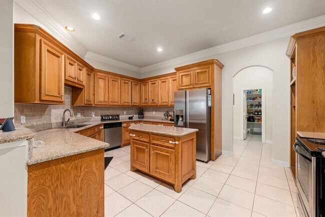 Building Photo - 19509 Desna Dr