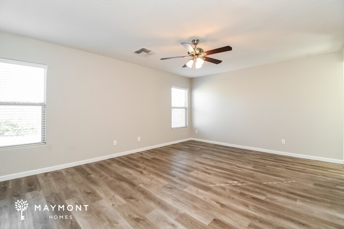 Building Photo - 10830 E Calypso Ave