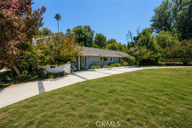 Building Photo - 5065 Casa Dr