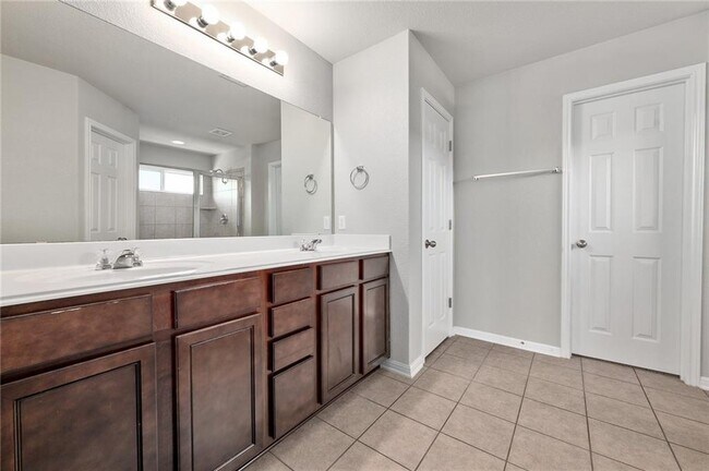Building Photo - 1521 Coldwater Hollow