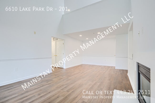 Building Photo - 6610 Lake Park Dr