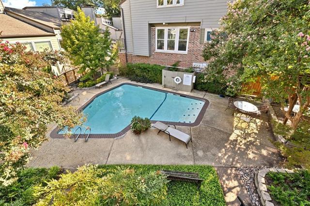 Building Photo - 6808 Eastridge Dr