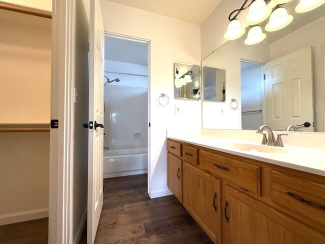 Building Photo - Nice home in Cliff Rose
