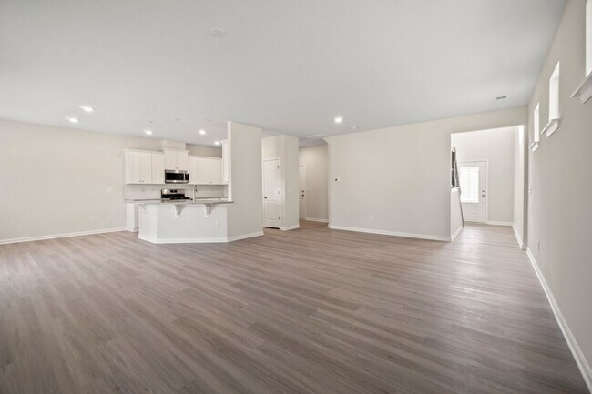Building Photo - This 3-Year-Old Home with 4 Bedroom 2.5 Baths
