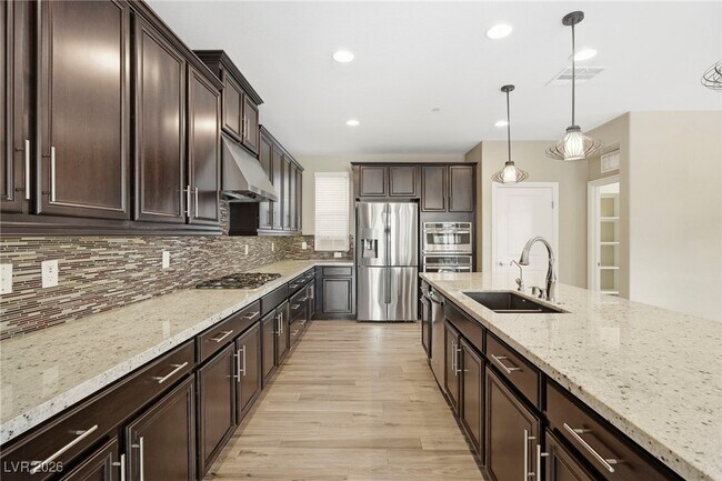 Building Photo - 2198 Trivero St