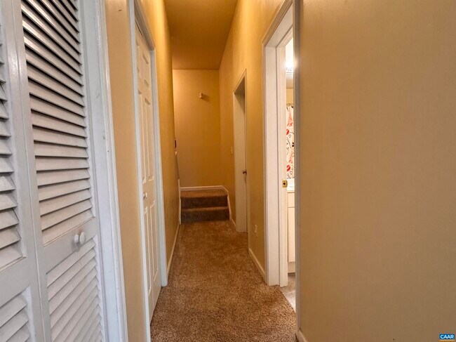 Building Photo - 4644 Briarwood Dr