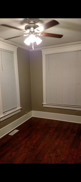 Front bedroom - 730 N Broad St