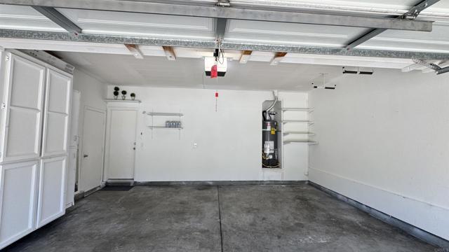 Building Photo - 973 Yosemite Dr
