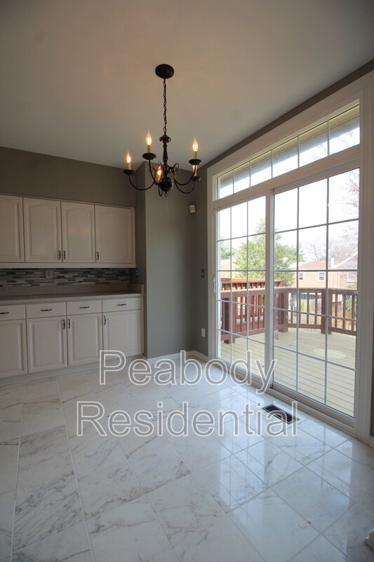 Building Photo - 6423 Little Potters Ln