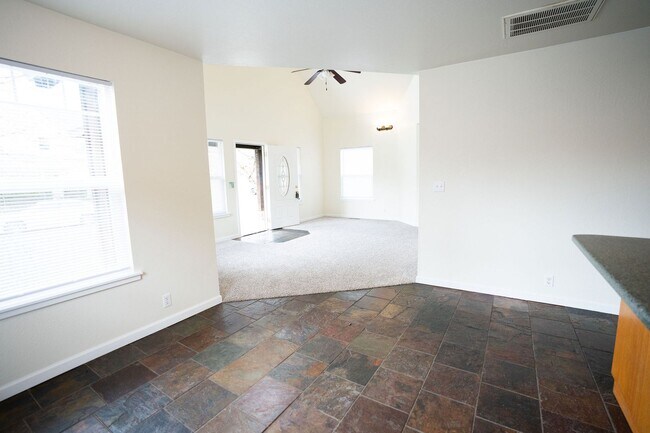 Building Photo - 2970 Janes Creek Dr
