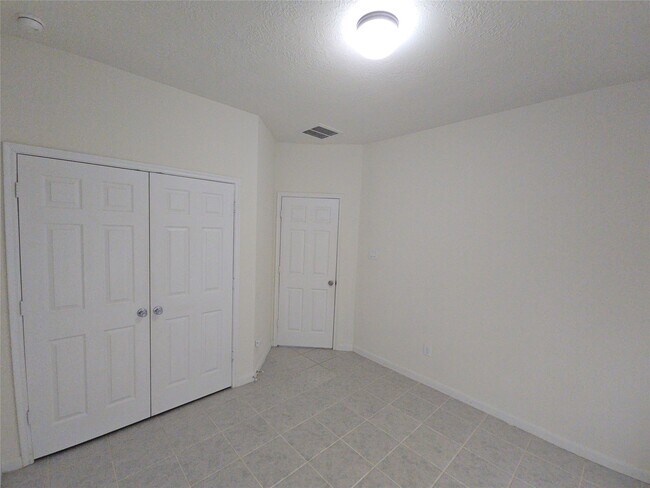 Building Photo - 11722 Wren Crossing Dr