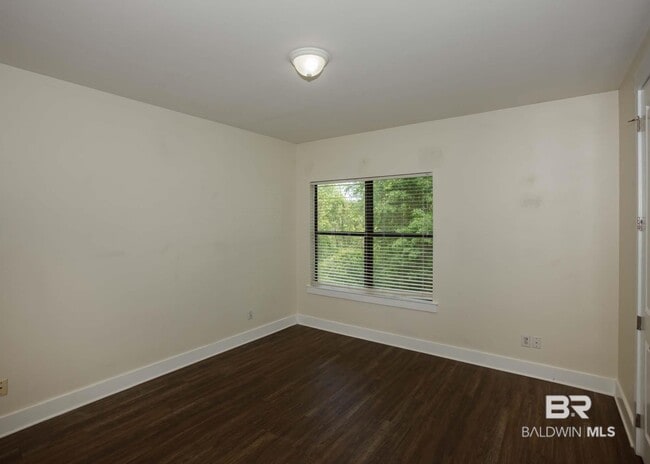 Building Photo - 109 Cody Ln