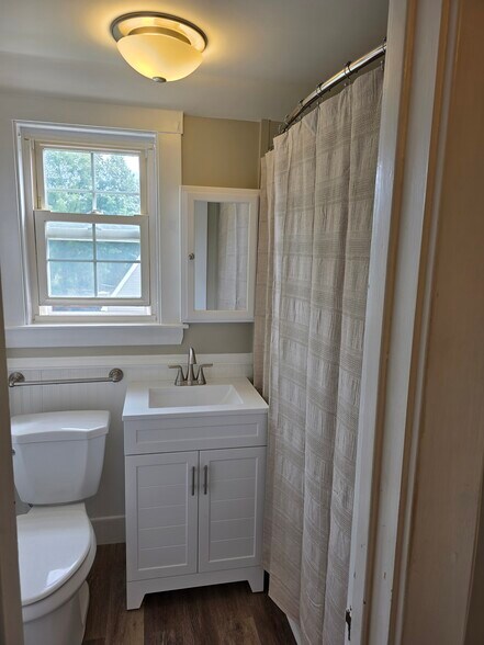 Bath - 258 Raleigh Way