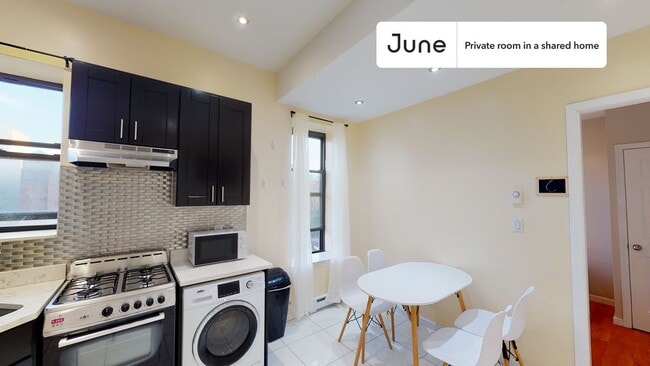 Building Photo - Room in Shared 3 bed/2 bath home in Upper West Side