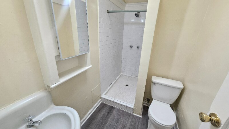 Building Photo - 728 S Carondelet St