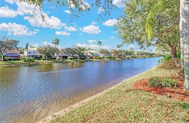 Waterview - 5417 Cove Cir