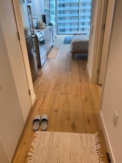 Building Photo - 1001 Queen St