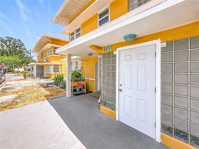 Building Photo - 101 154th Ave