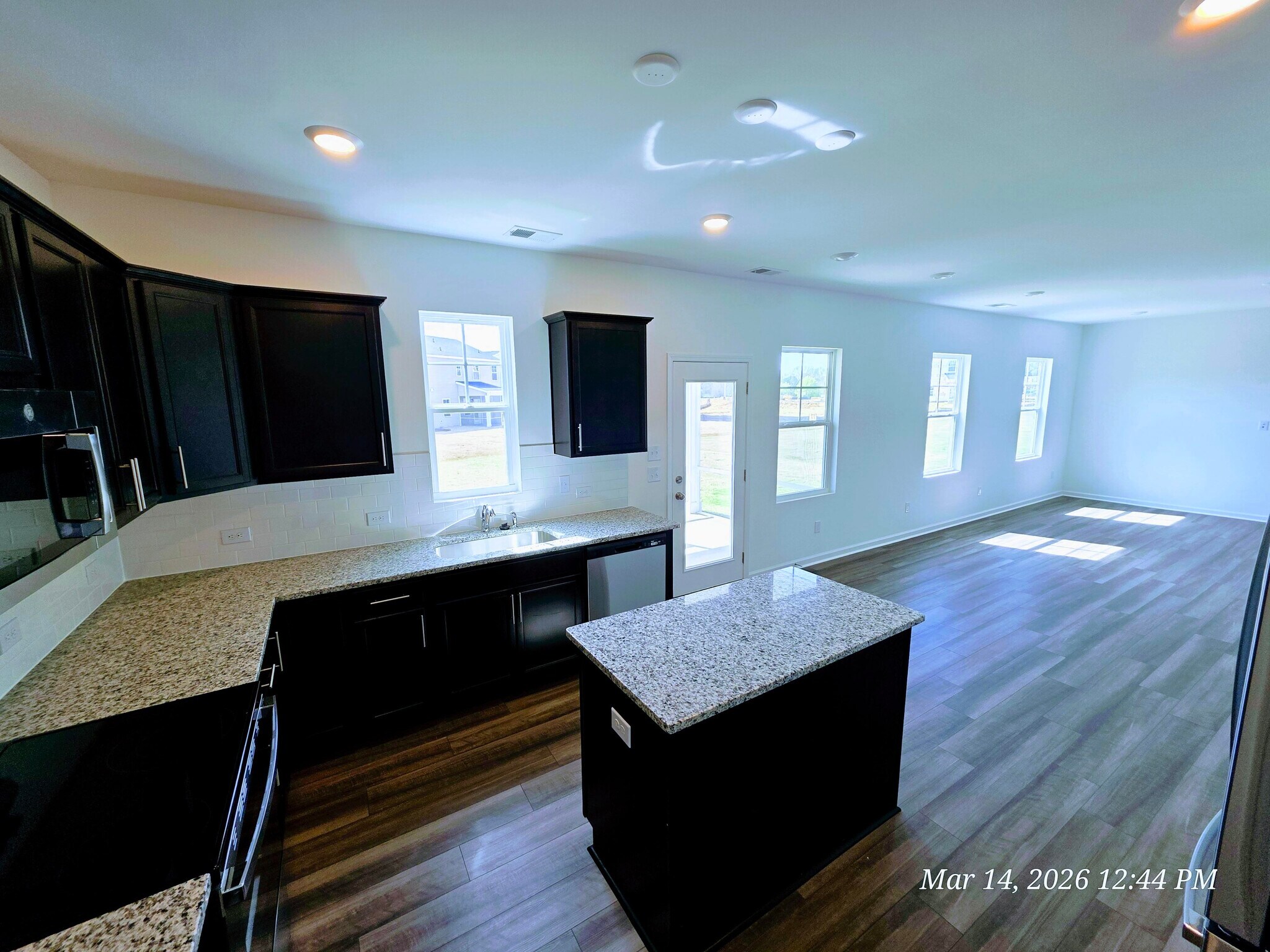 Building Photo - 65 Blossom Field Way