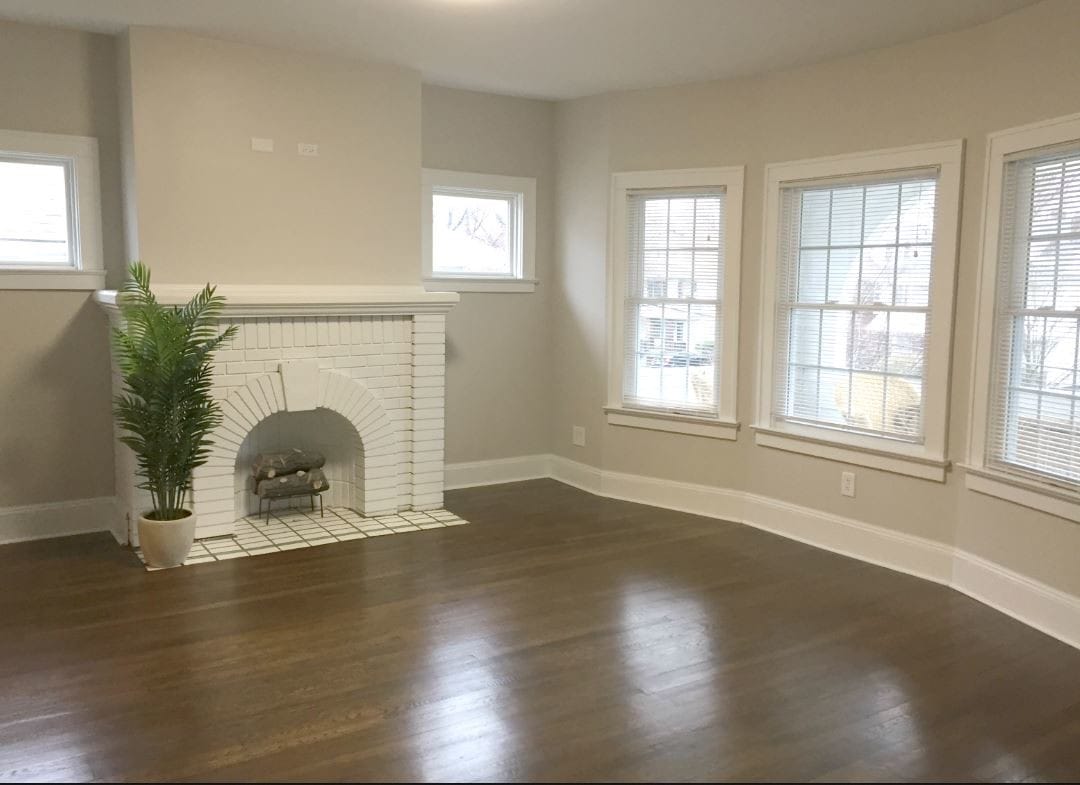 Living Rm with Fireplace - 2518 E 124th St