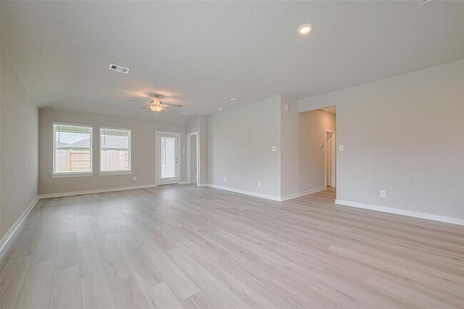 Building Photo - 6306 Brahman Ct
