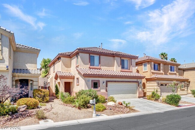 Building Photo - 527 Newberry Springs Dr