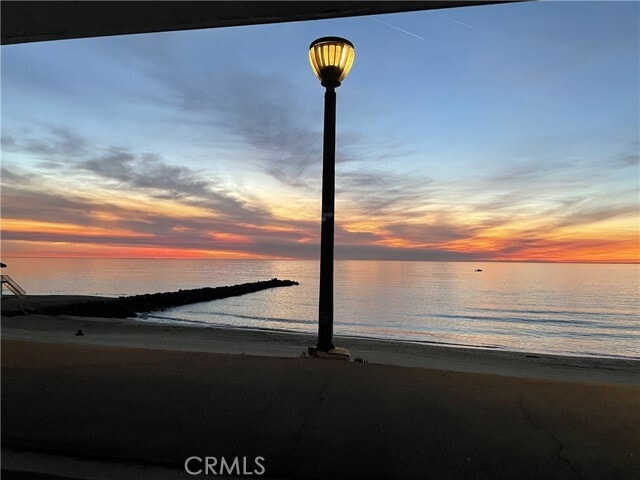 Building Photo - 615 Esplanade