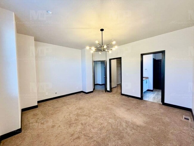 Building Photo - 3809 Rock Creek Dr