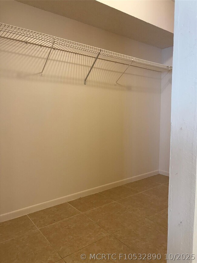 Building Photo - 8280 SW 24th St