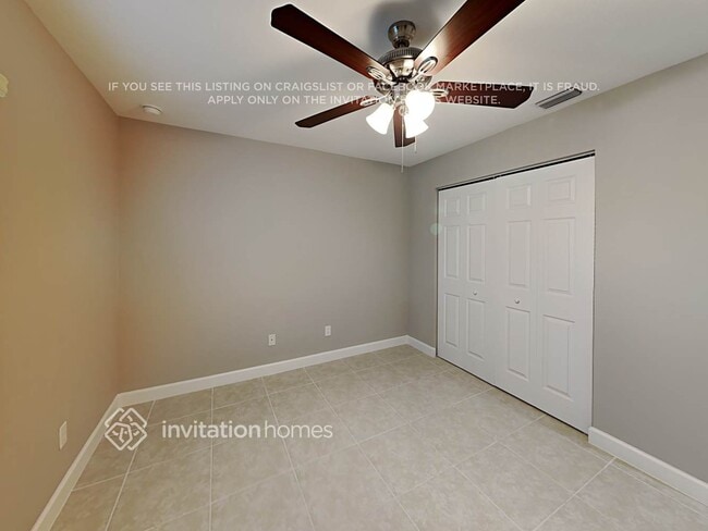 Building Photo - 442 Oldenberg St SW