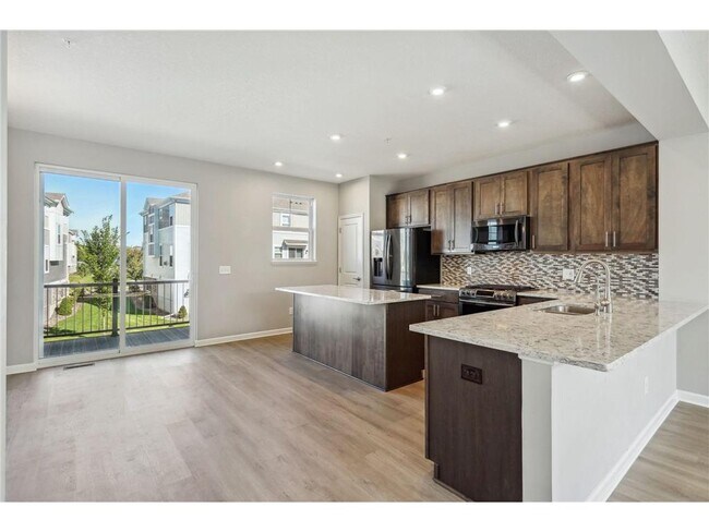 Building Photo - 6993 Huckleberry Dr