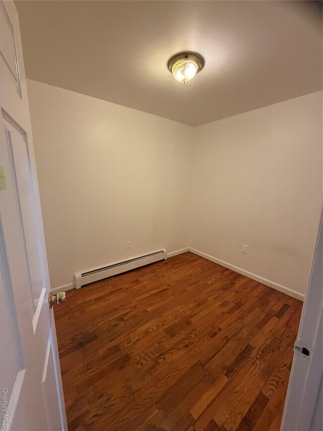 Building Photo - 17207 90th Ave