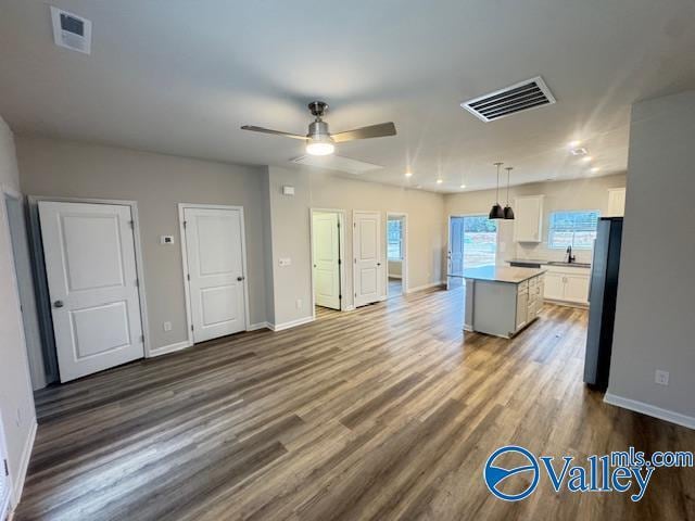 Building Photo - 130 Foster Wy Dr