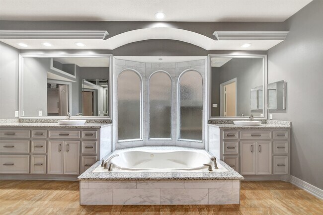 Building Photo - 15510 Marble Canyon Way