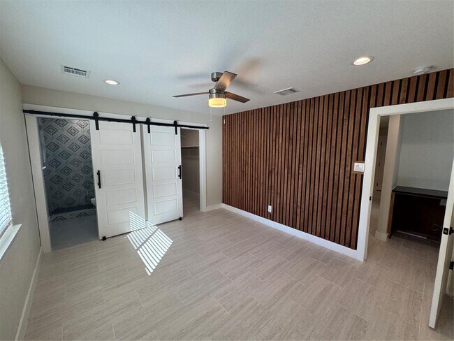 Building Photo - 9908 Willers Way