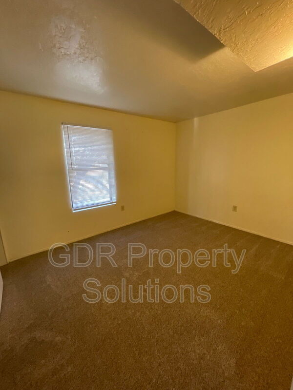 Building Photo - 420 Tennessee St NE