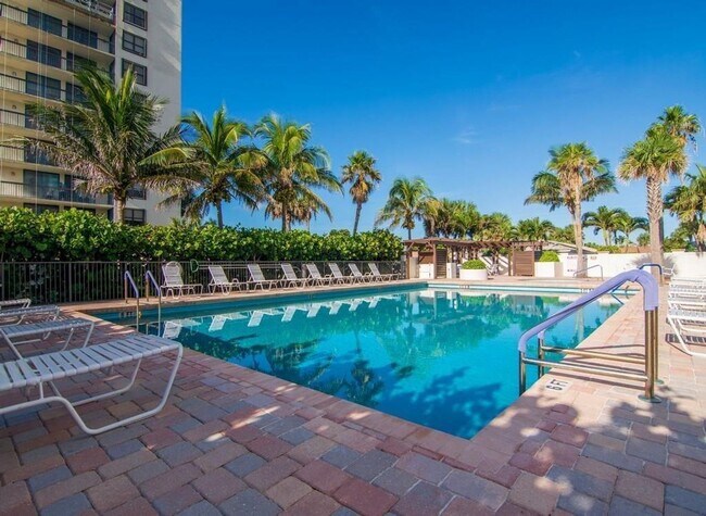 Building Photo - Paradise Found! 13th Floor Condo 3/2