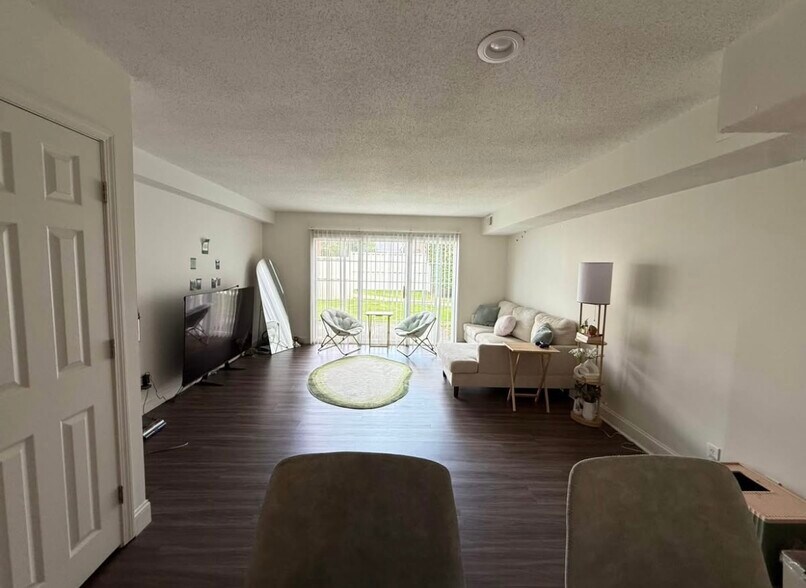 Building Photo - 608 Windsor Ridge Dr