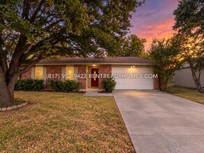 Building Photo - 5332 Marsh Dr