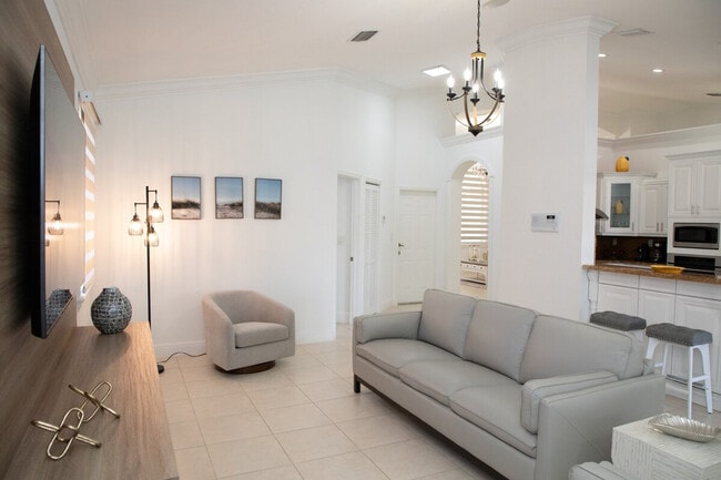 Building Photo - 14361 SW 31st St