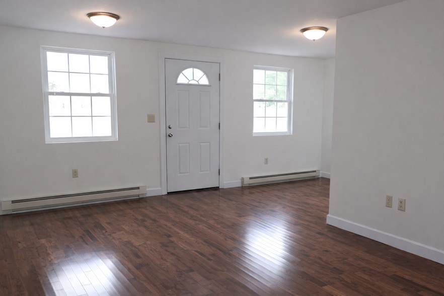 Living room - 26 Tacy Ln