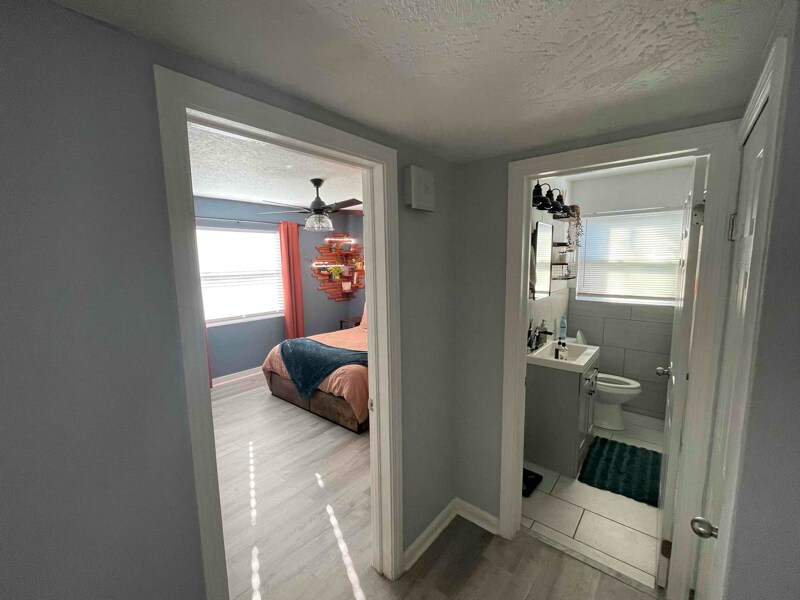 Building Photo - 1465 15th St S