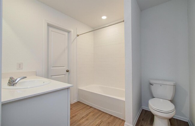 Building Photo - 10910 Bright Beacon Dr
