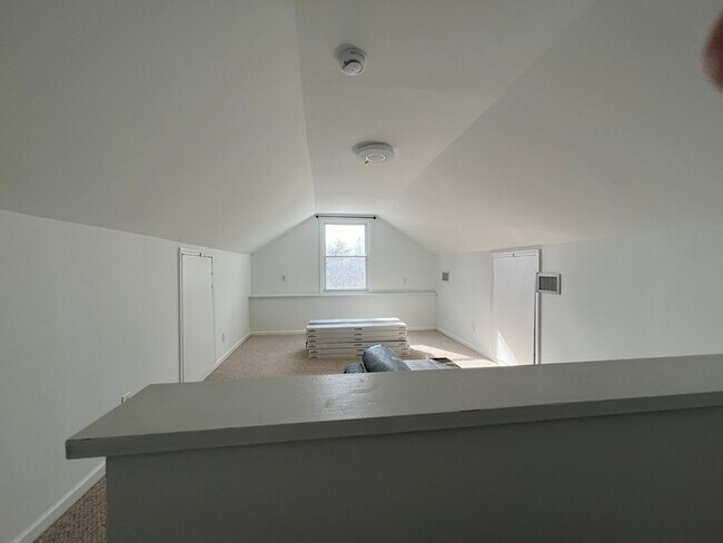 Building Photo - 2654 Crosspark Dr