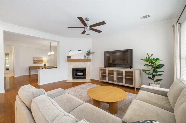 Building Photo - 11817 Lake Stone Dr