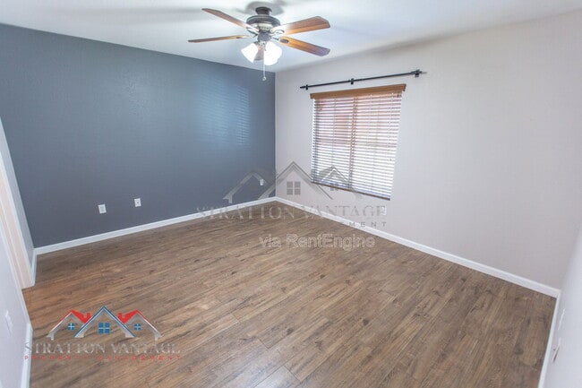 Building Photo - 240 W Juniper Ave