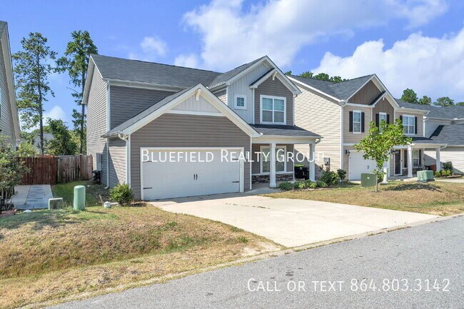 Building Photo - 815 Vanguard St