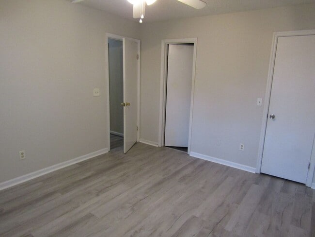 Building Photo - Beautiful 3bd/2ba